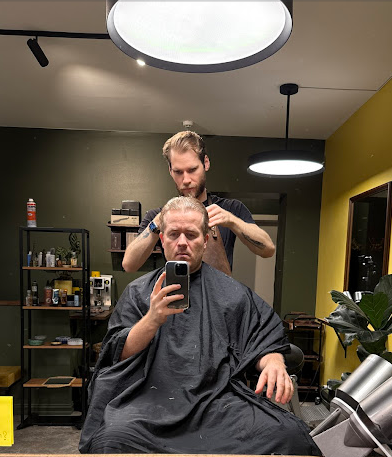 Barbershop ambiance